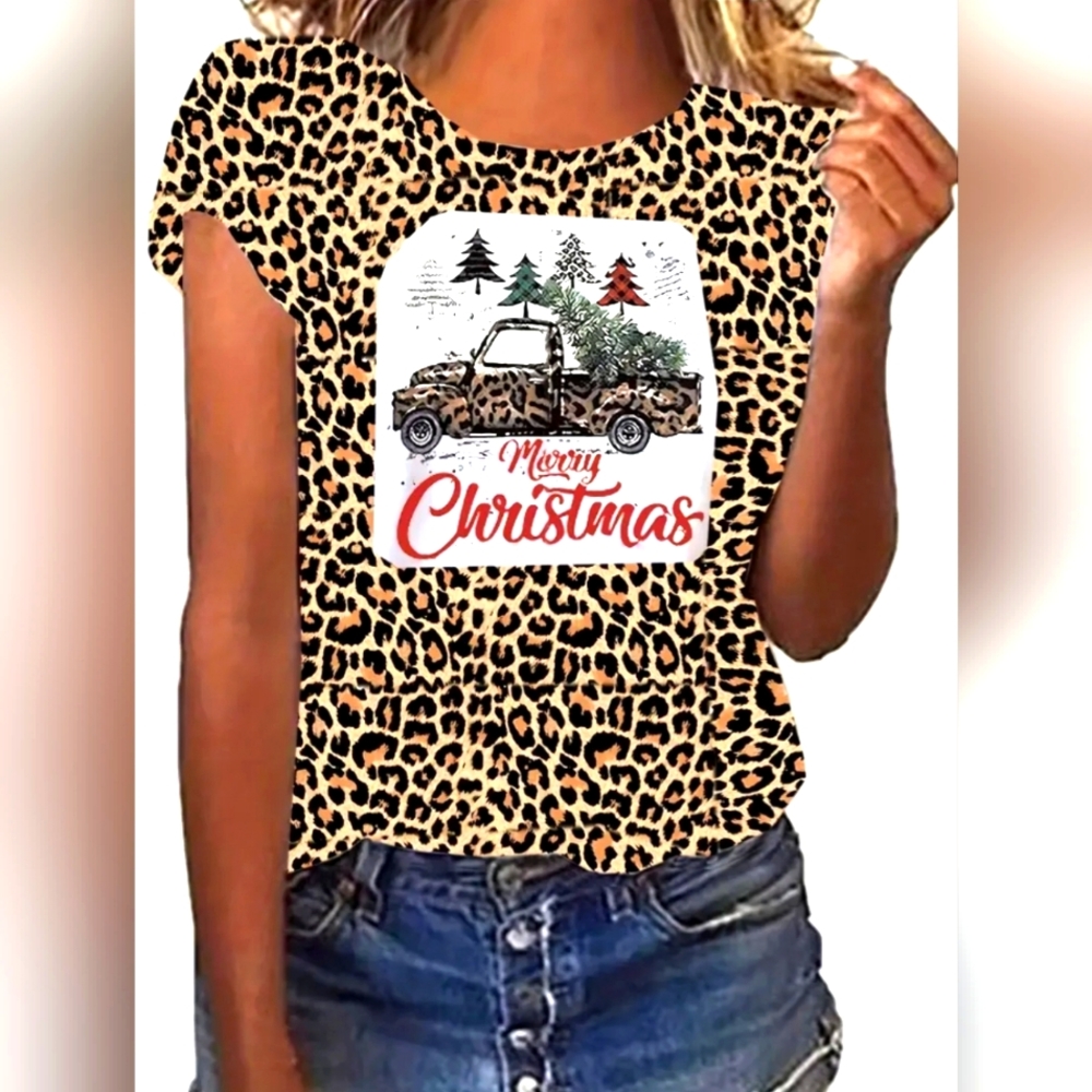 Merry Christmas Leopard T-shirt